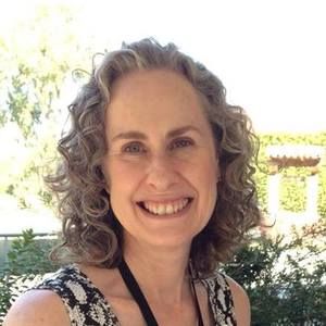 Meet your Posher, Carolyn